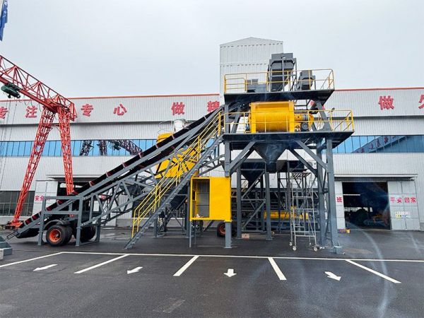 Mobile YHZS120 concrete batching plant